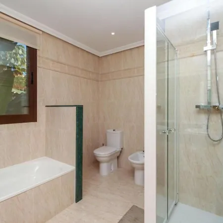 Apartment Renthas Conde Luque Golf