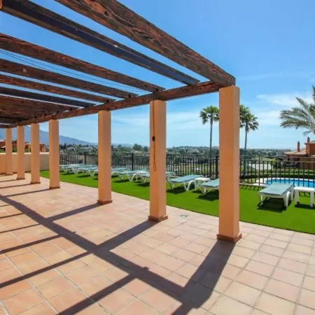 Apartment Renthas Conde Luque Golf